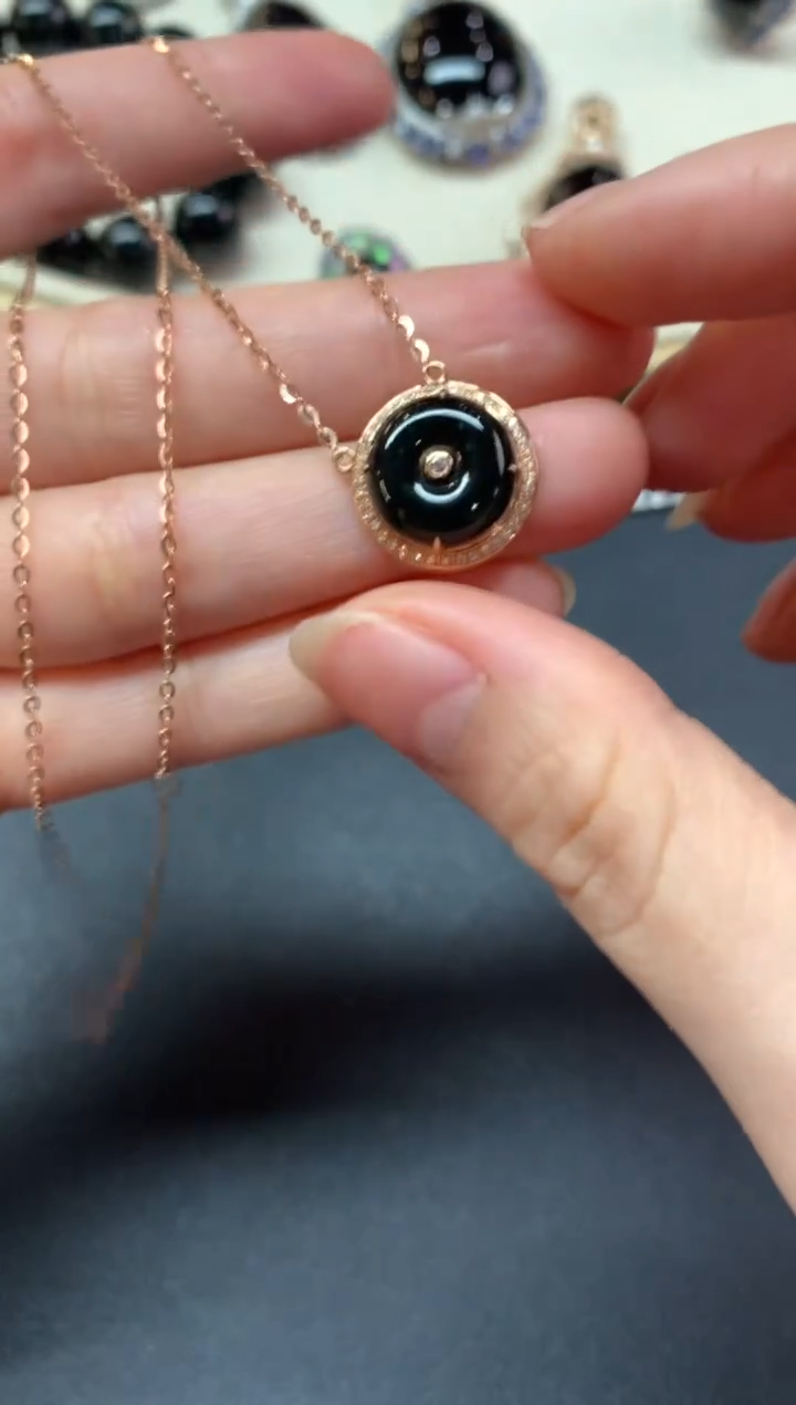 【闪购商品】翡翠套链18K金镶嵌Z888|3980