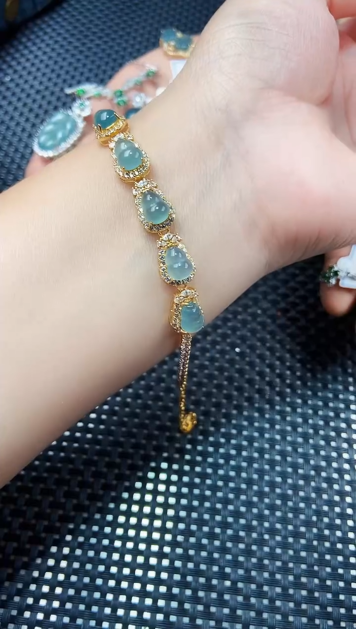【闪购商品】翡翠手链未镶嵌111111111