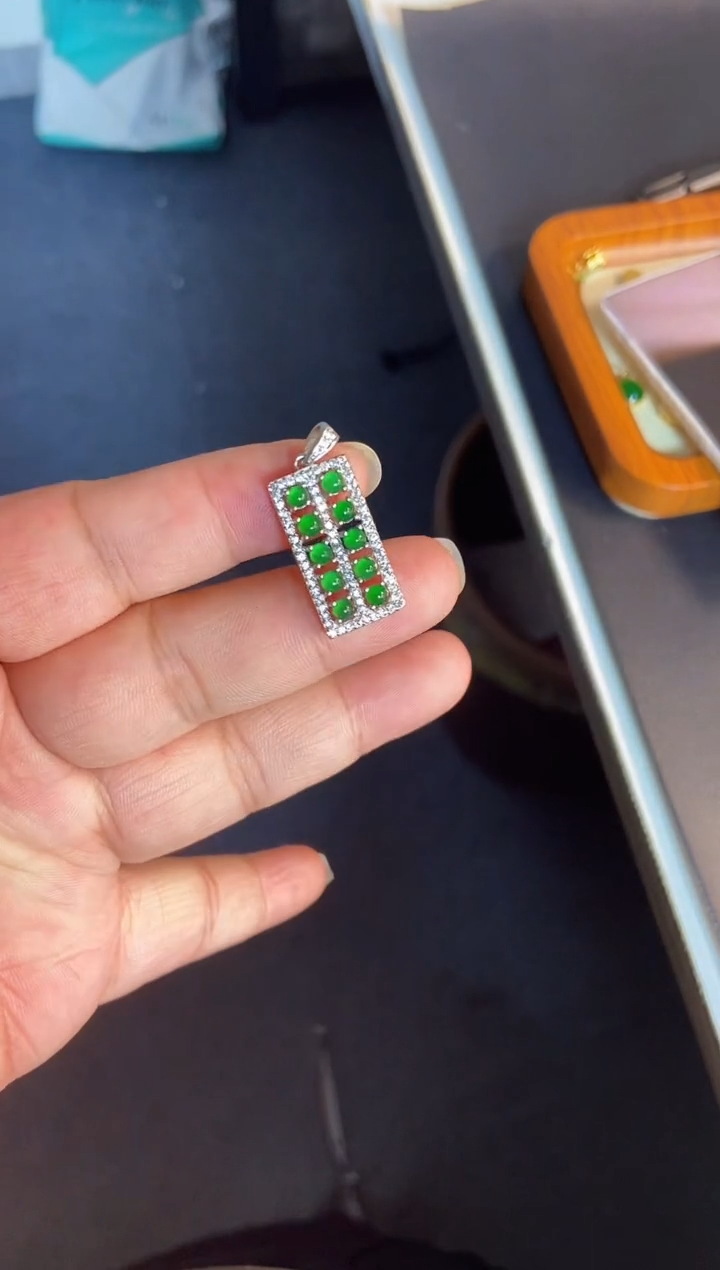吊坠(不含链)银S925镶嵌翡翠1