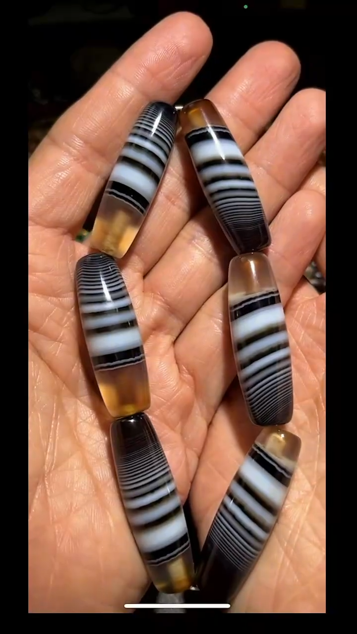 玛瑙/玉髓手串未镶嵌pz812-76