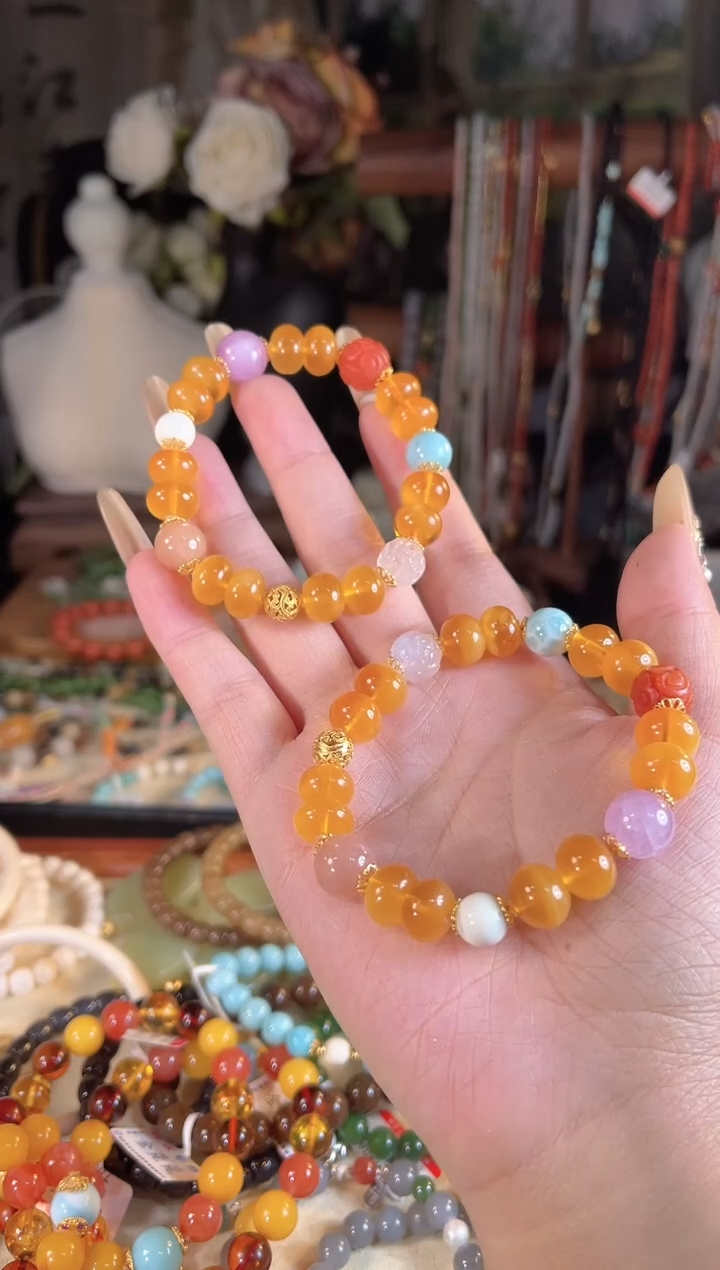 【闪购商品】蜜蜡手链未镶嵌多样性发货其一