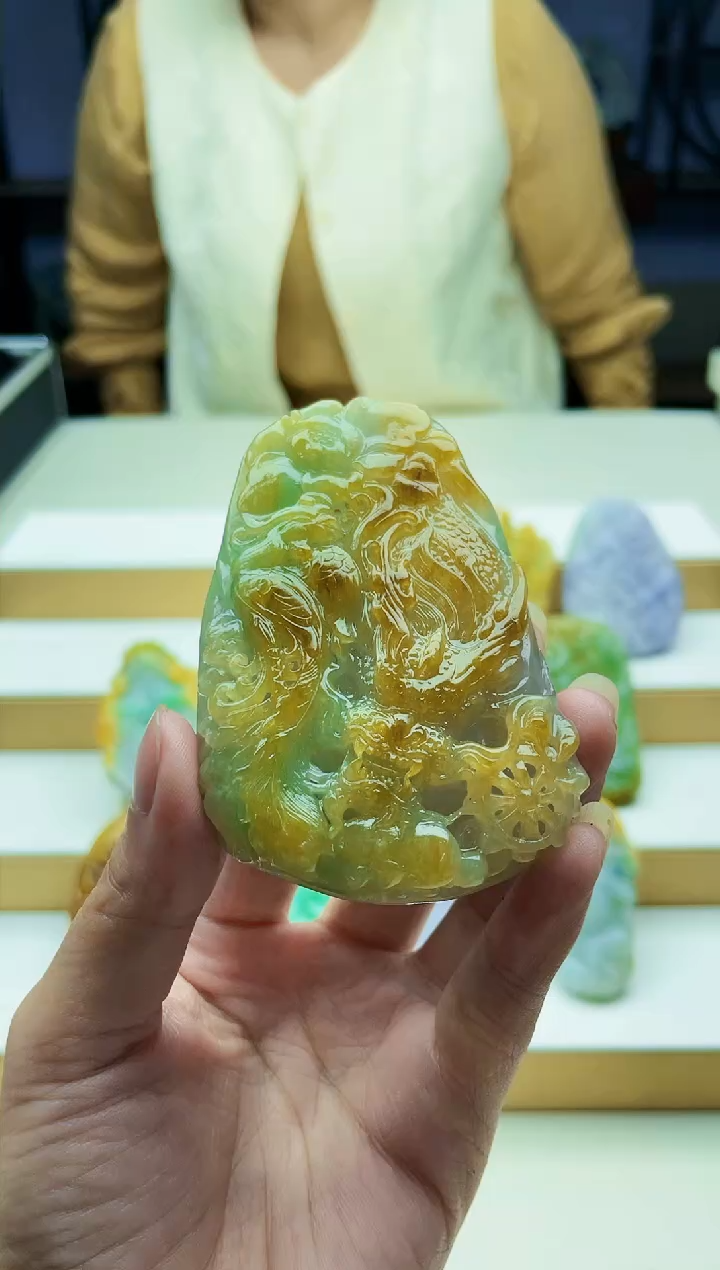 定制翡翠未镶嵌毛货08020172