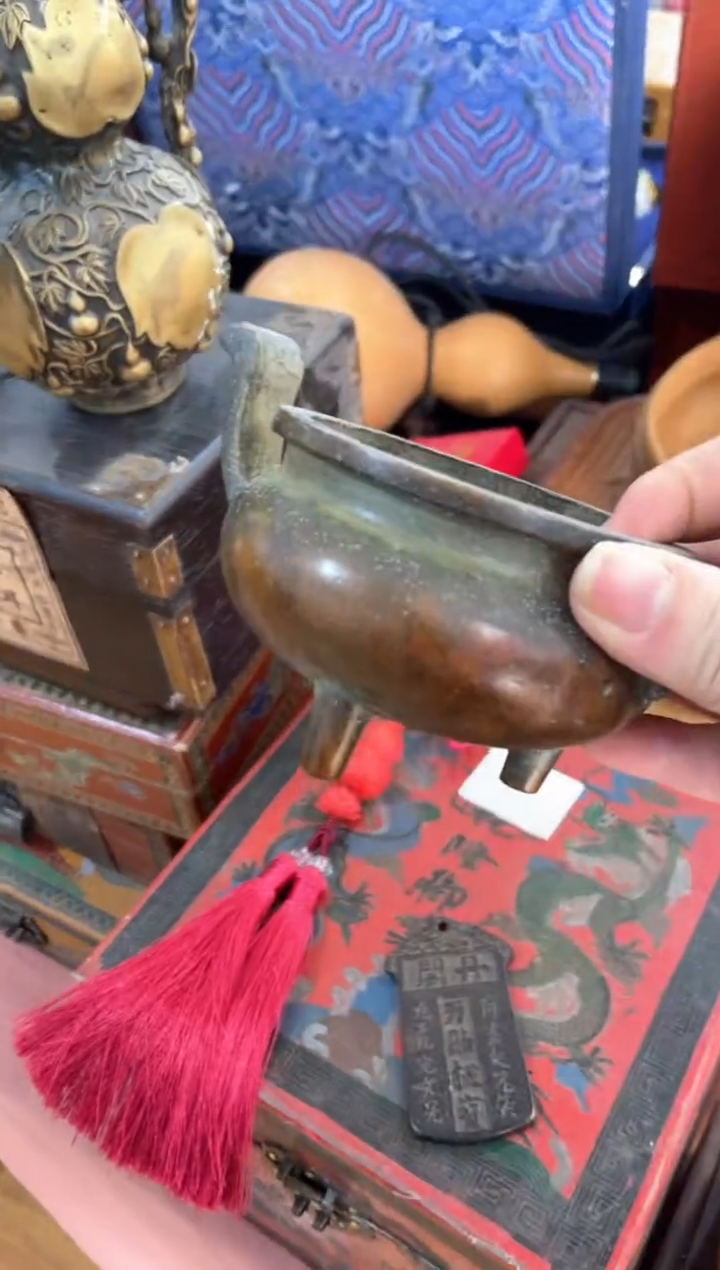 【闪购商品】1宫廷影视老旧工艺摆件