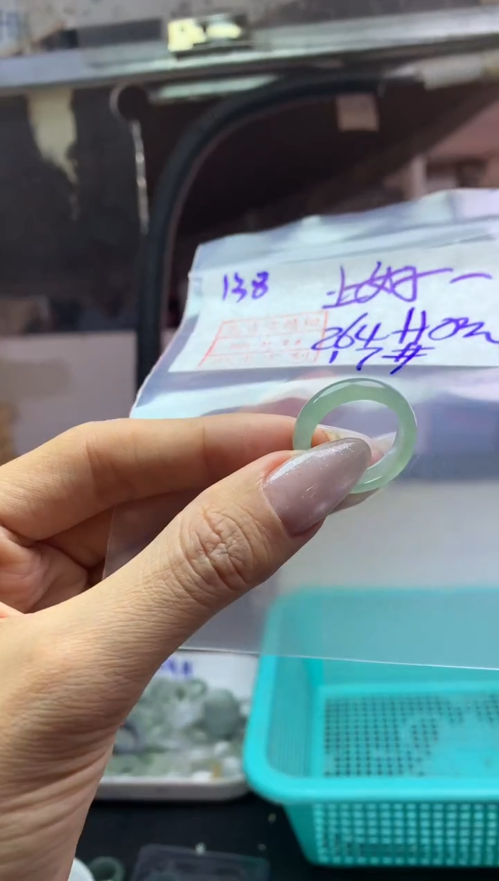 【闪购商品】定制翡翠未镶嵌戒圈17*274元毛货需精细抛光