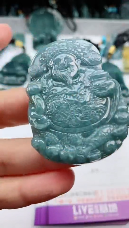 【闪购商品】翡翠颈饰未镶嵌