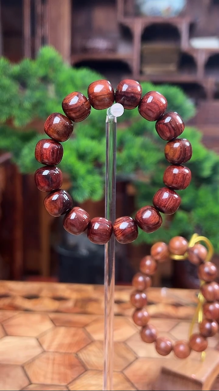 手串/手链黄花梨/降香黄檀保真海黄13*14桶珠 紫油梨顺水波纹老料