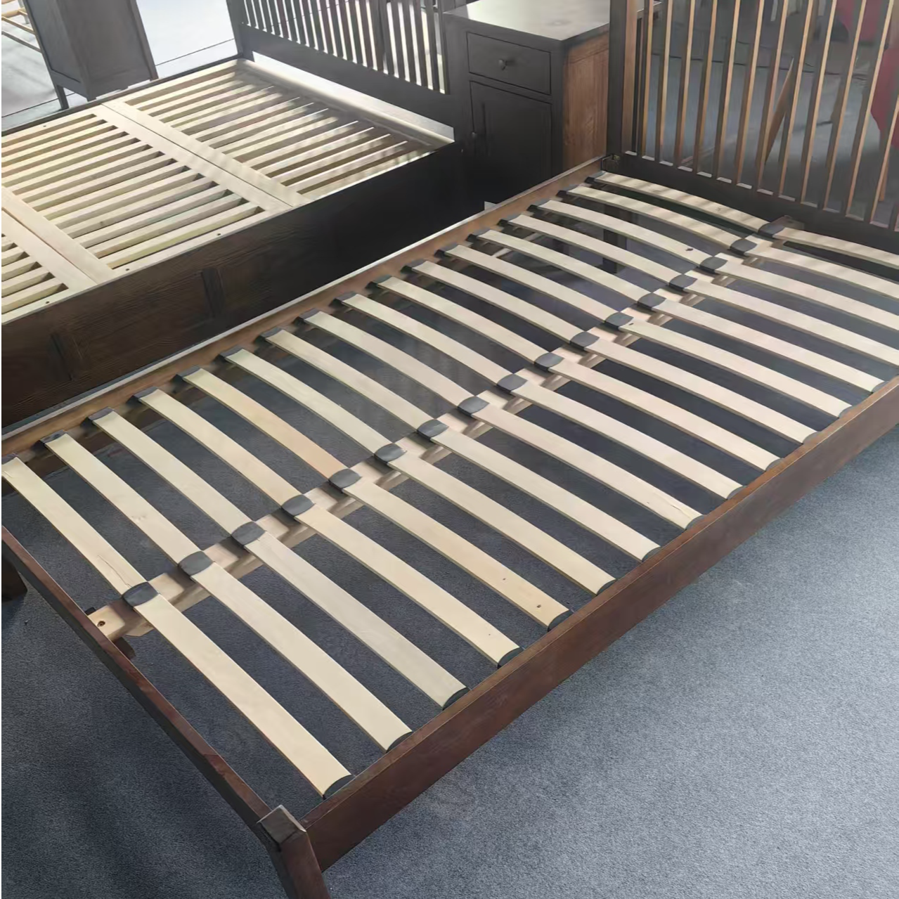 【BZ】简约竖条床（杨木)