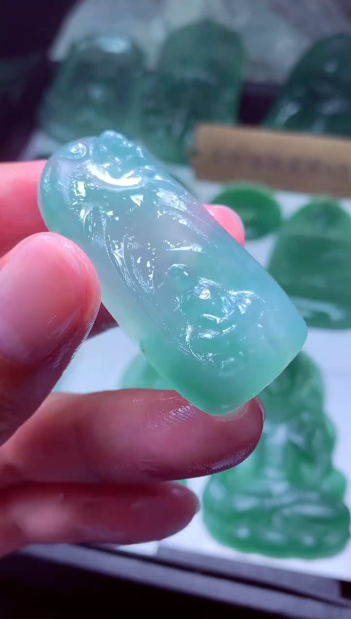 未镶嵌定制翡翠正*天然翡翠A货吊坠 官方基地发货