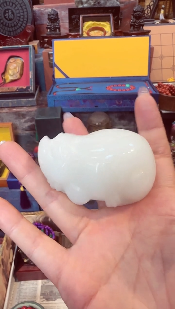 【闪购商品】和田玉手把件未镶嵌貔貅         