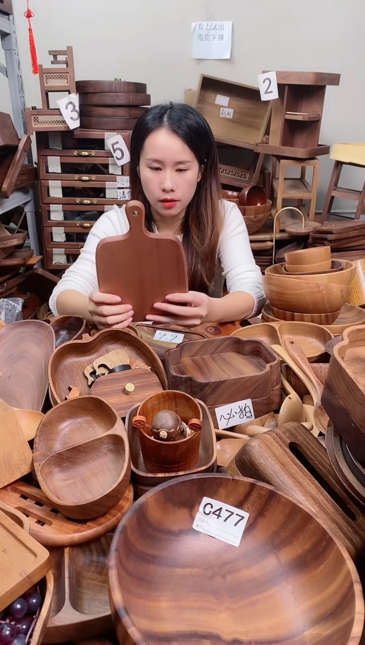 木 乌檀木带手柄菜板27*16*1.5cm   