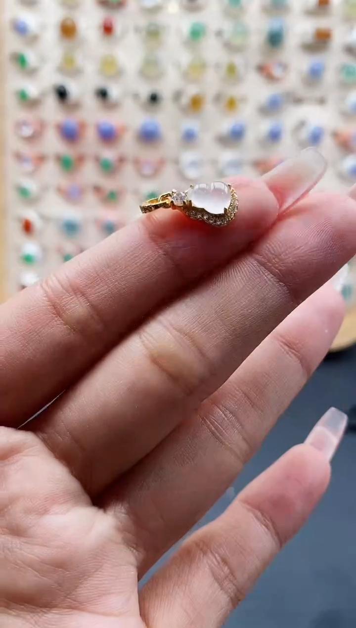 【闪购商品】翡翠戒指银S925镶嵌缅甸天然A货翡翠555 2+