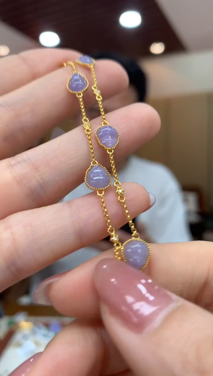 18K金镶嵌手链翡翠手链