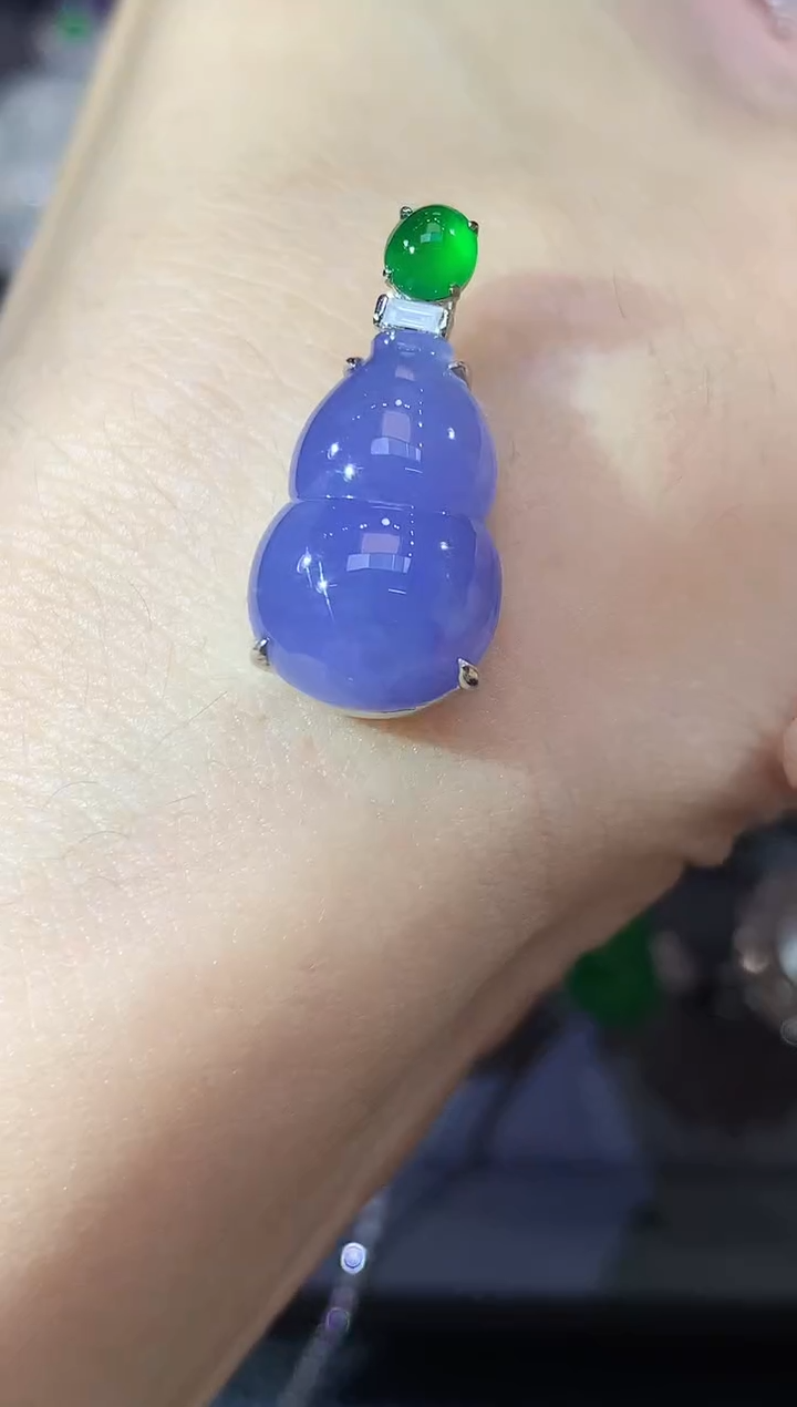 吊坠(不含链)18K金镶嵌翡翠D9 紫货有一定色差