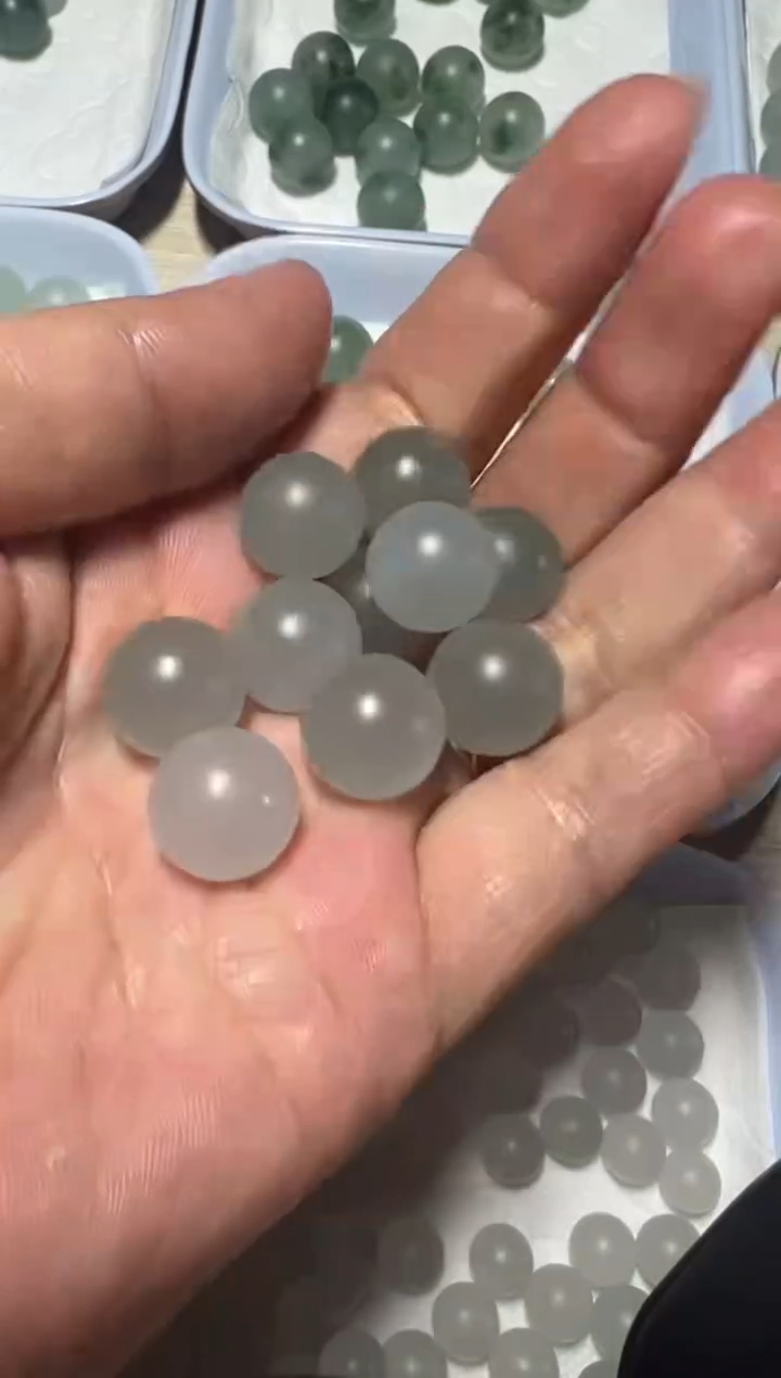 【闪购商品】定制翡翠未镶嵌珠子