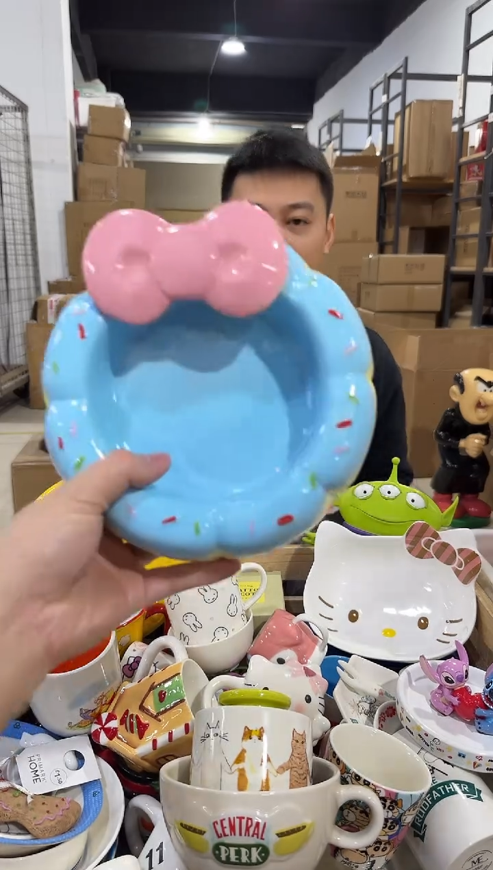 瓷片蛋糕蝴蝶结甜甜圈狗粮碗