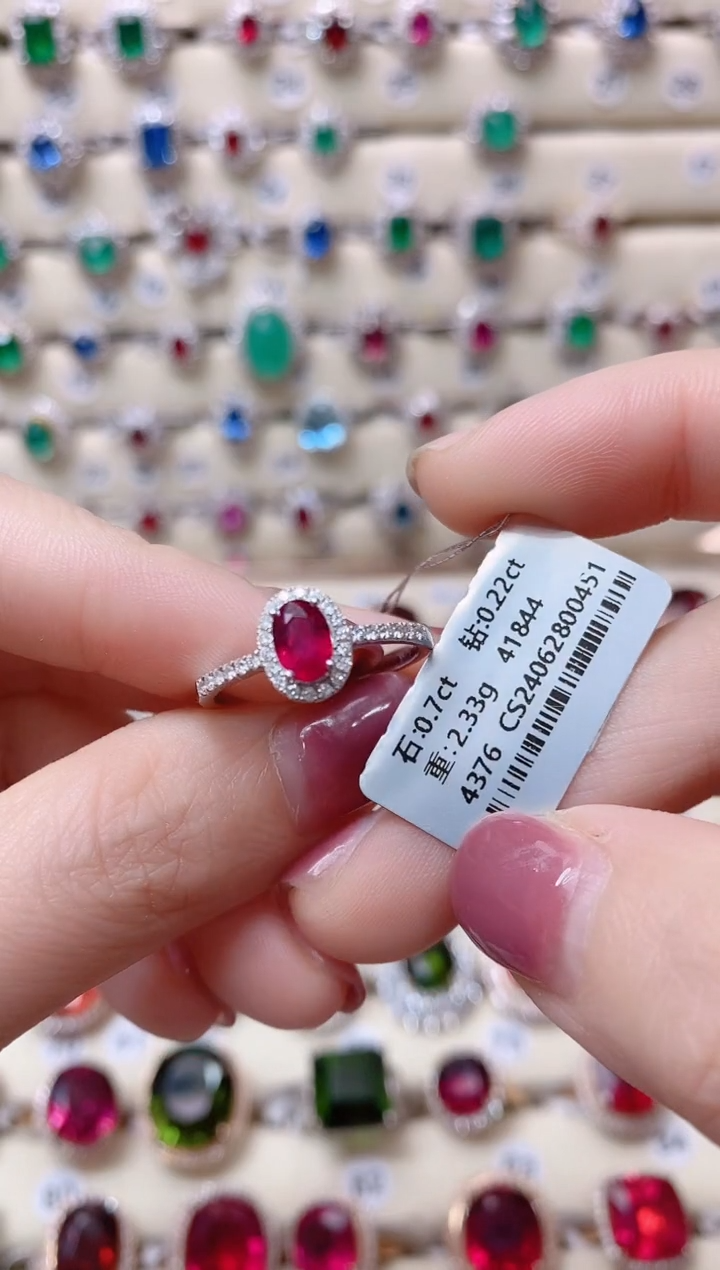 【闪购商品】红宝石18K金戒指18K金镶嵌1