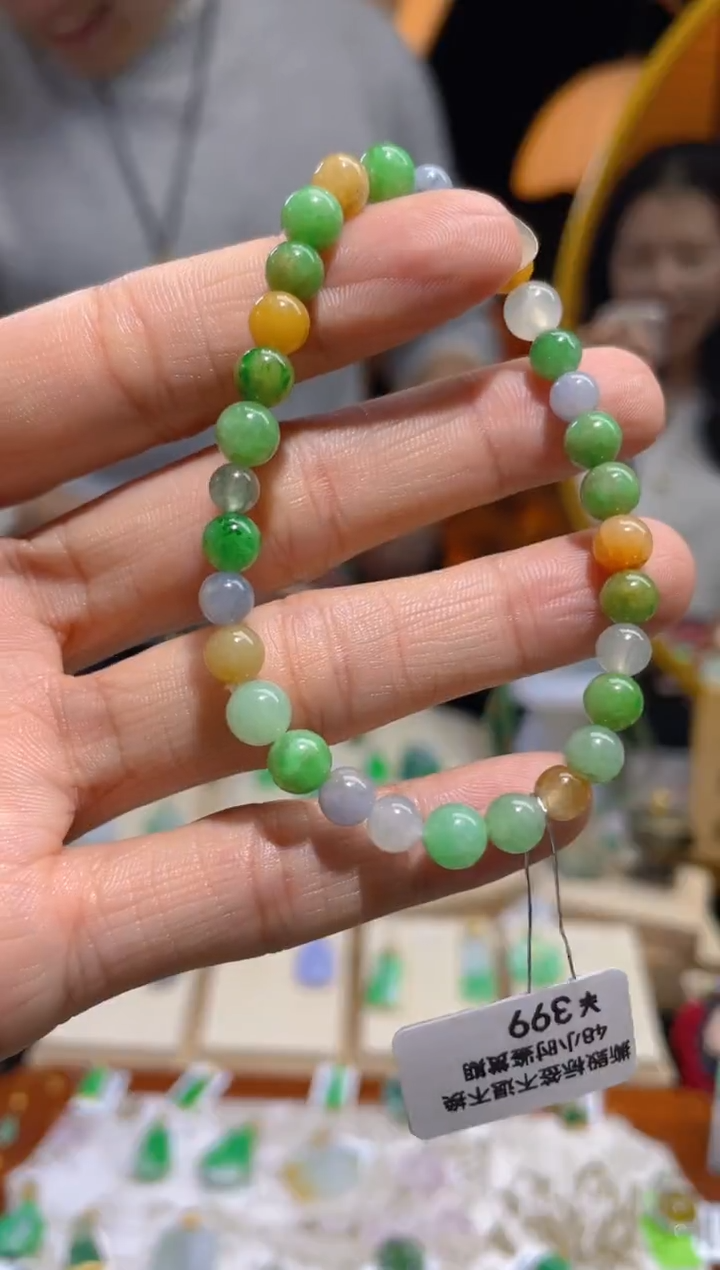 【闪购商品】翡翠颈饰未镶嵌假一赔三