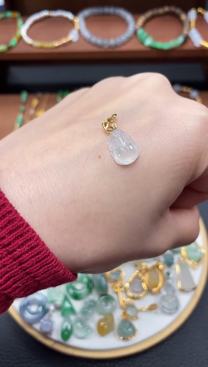 【闪购商品】翡翠吊坠(不含链)18K金镶嵌一个  JK508