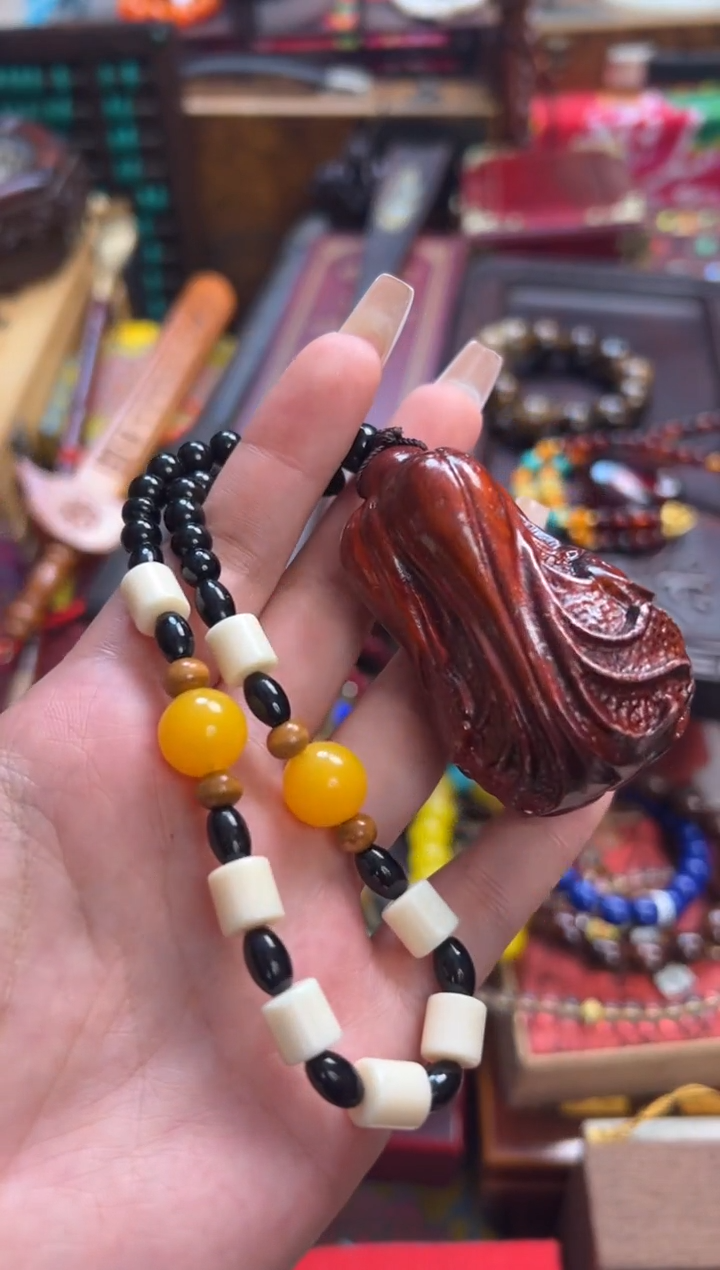 檀香紫檀（小叶紫檀）--------瓷---------白菜