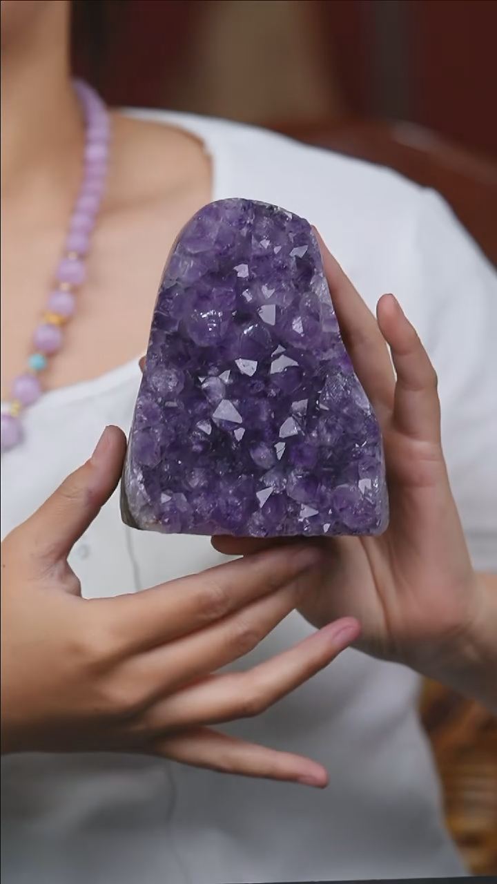 `未镶嵌水晶57多样性发其一/