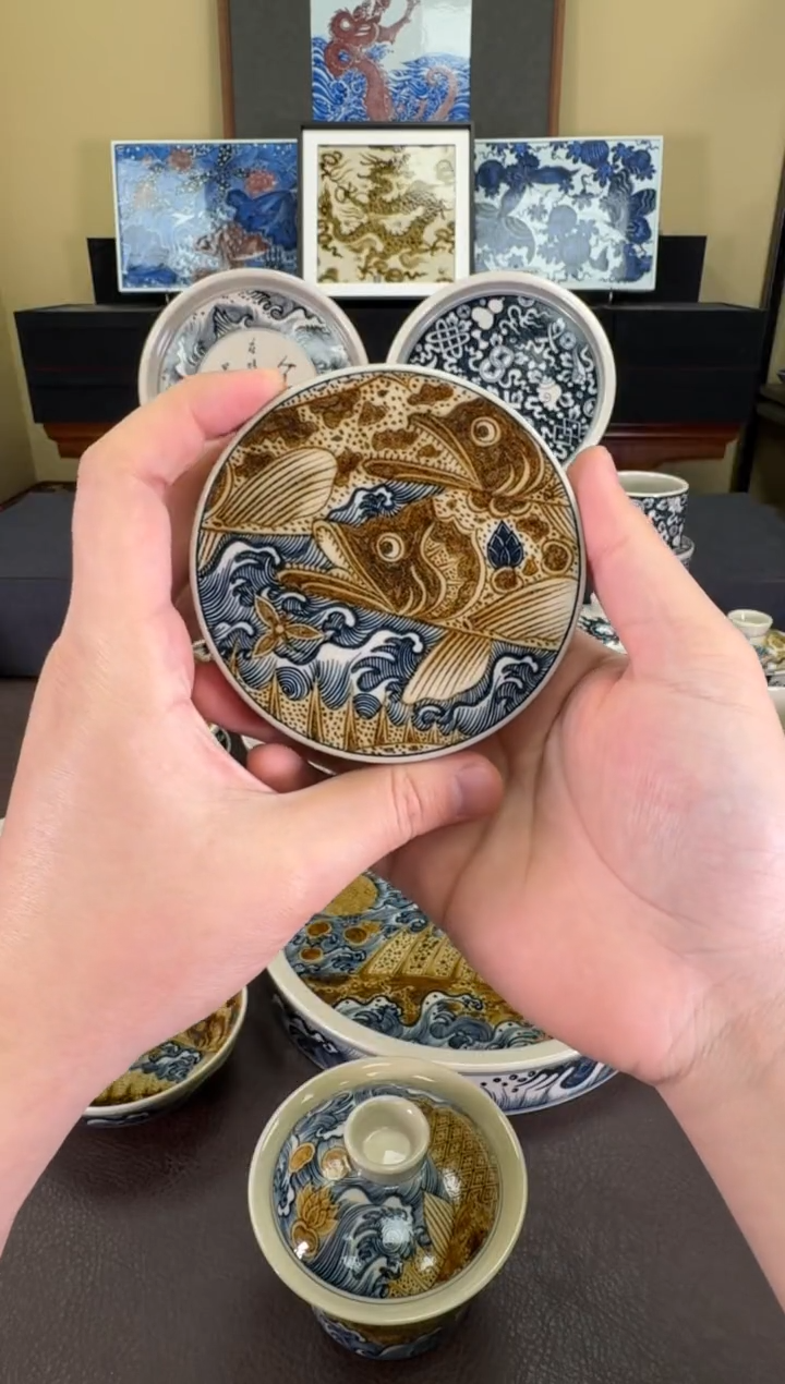 【闪购商品】二号釉海浪鳜鱼纹盖置