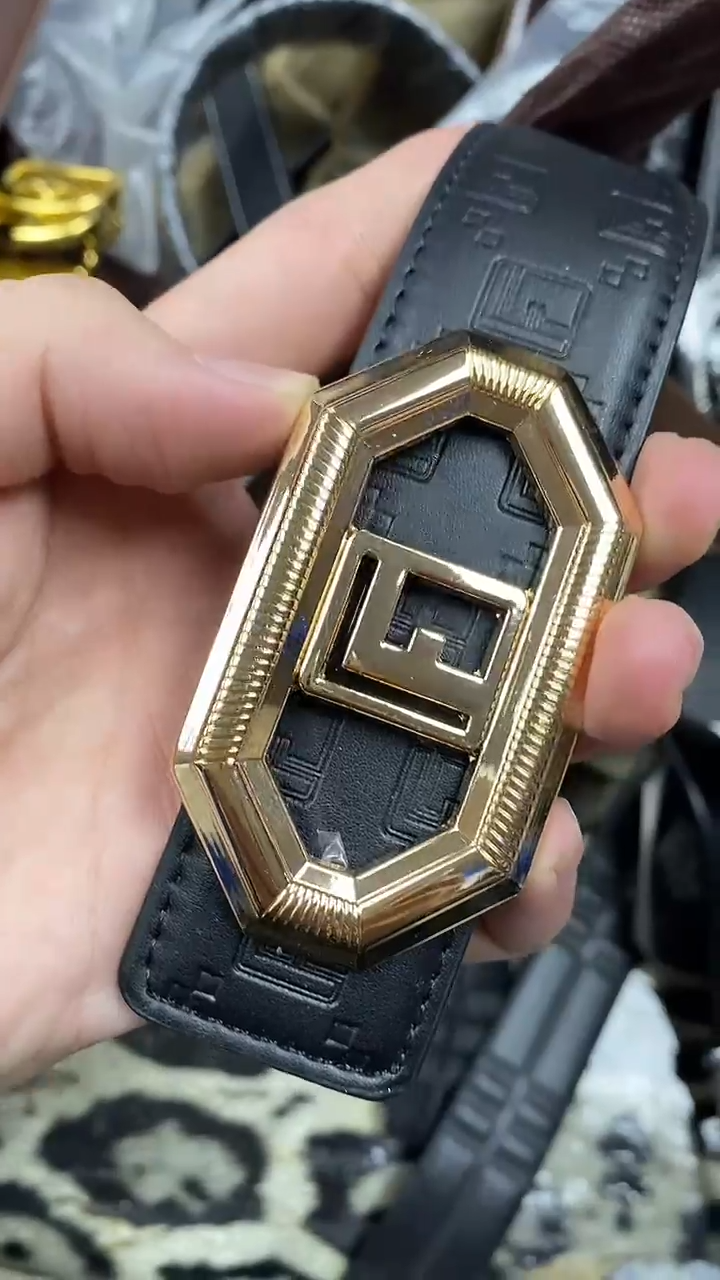 2025新款男士压G经典时尚百搭商务扳扣皮带