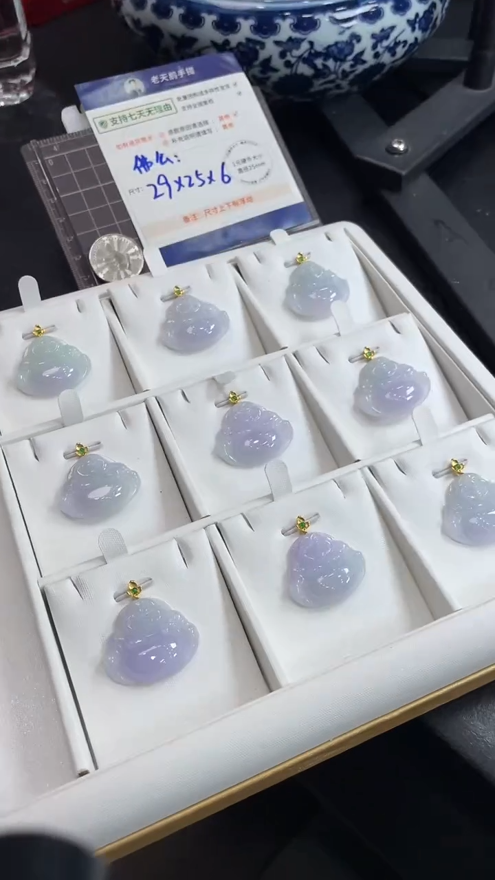 【闪购商品】翡翠颈饰18K金镶嵌翡翠佛公23/多样性发其一CP