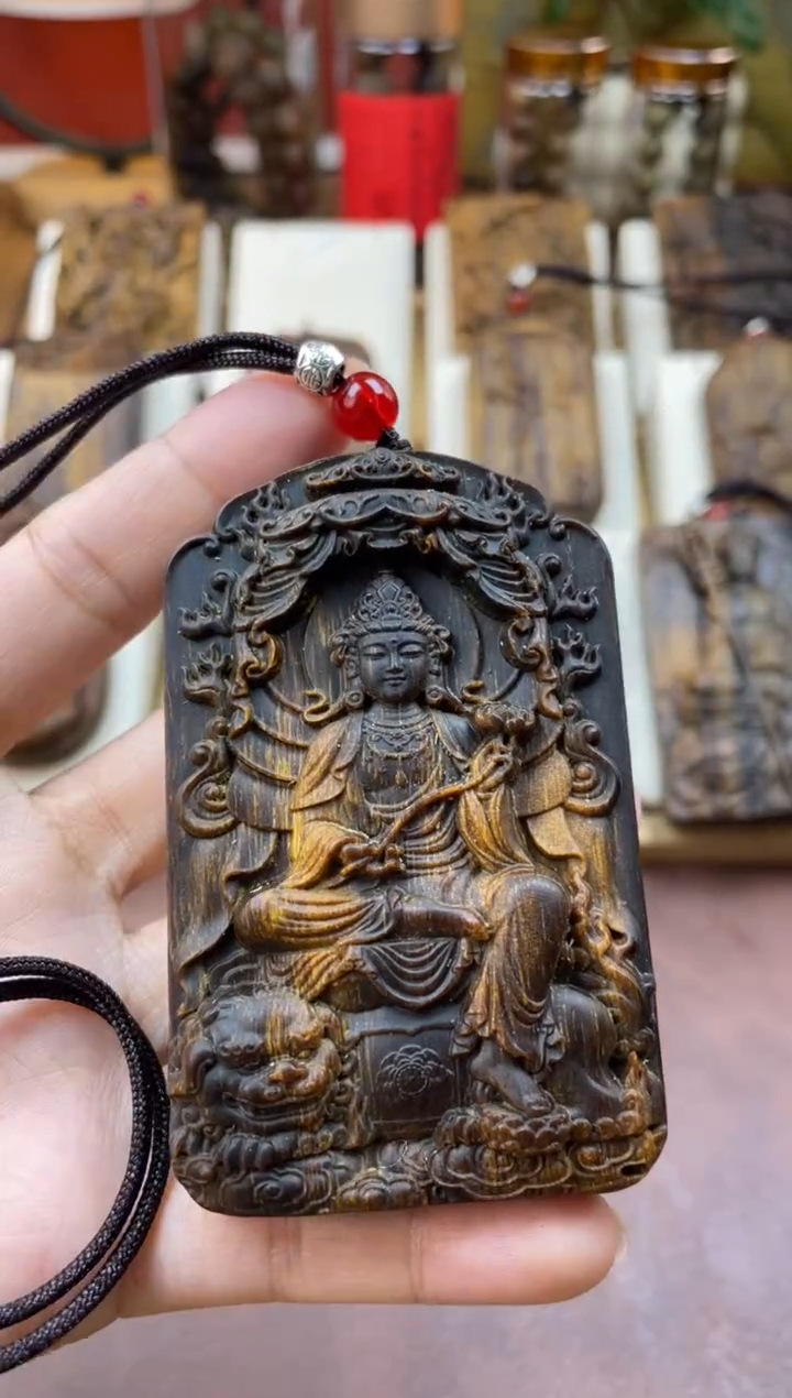 木木雕款芽庄 十二生肖 守护  文殊菩萨 8cm 送养香瓶