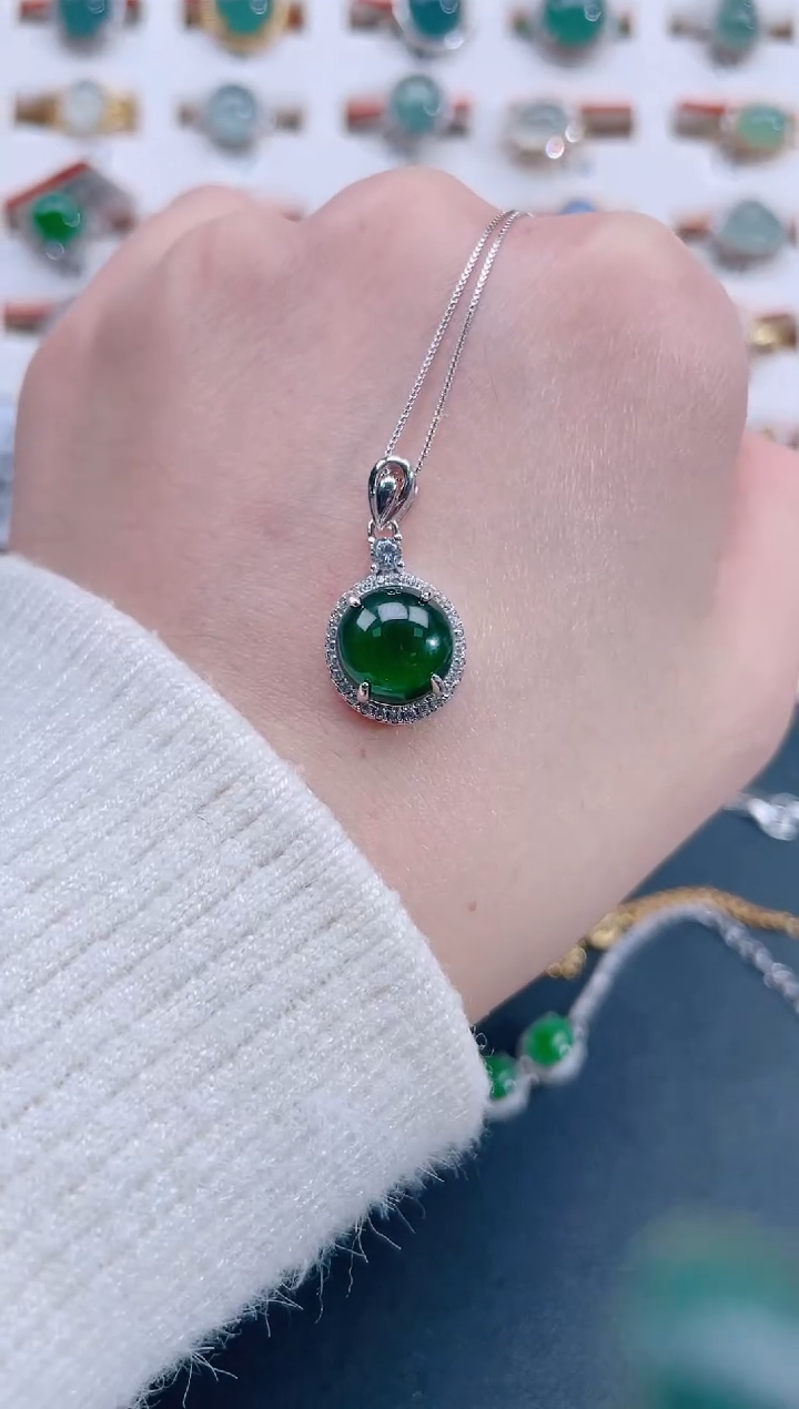 颈饰银S925镶嵌翡翠天然翡翠