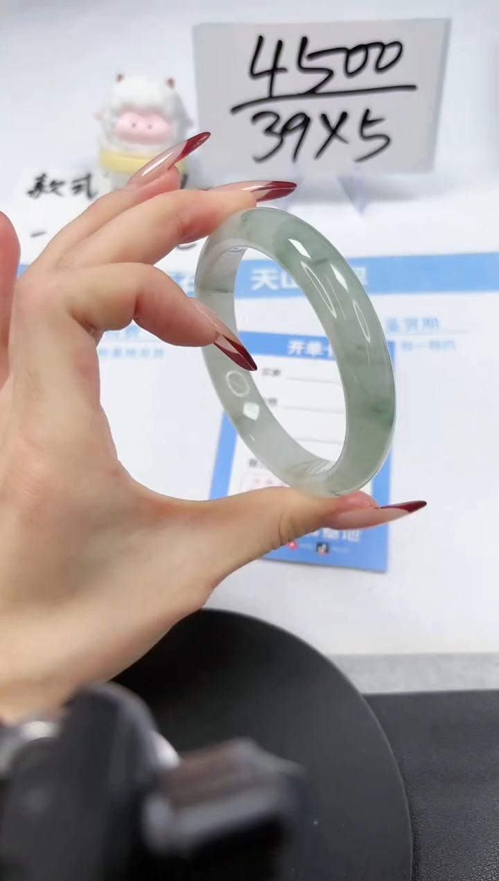 【闪购商品】石英质玉手镯未镶嵌A24-60.8