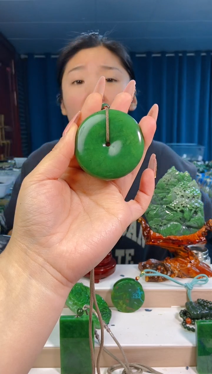 【闪购商品】和田玉挂件未镶嵌1