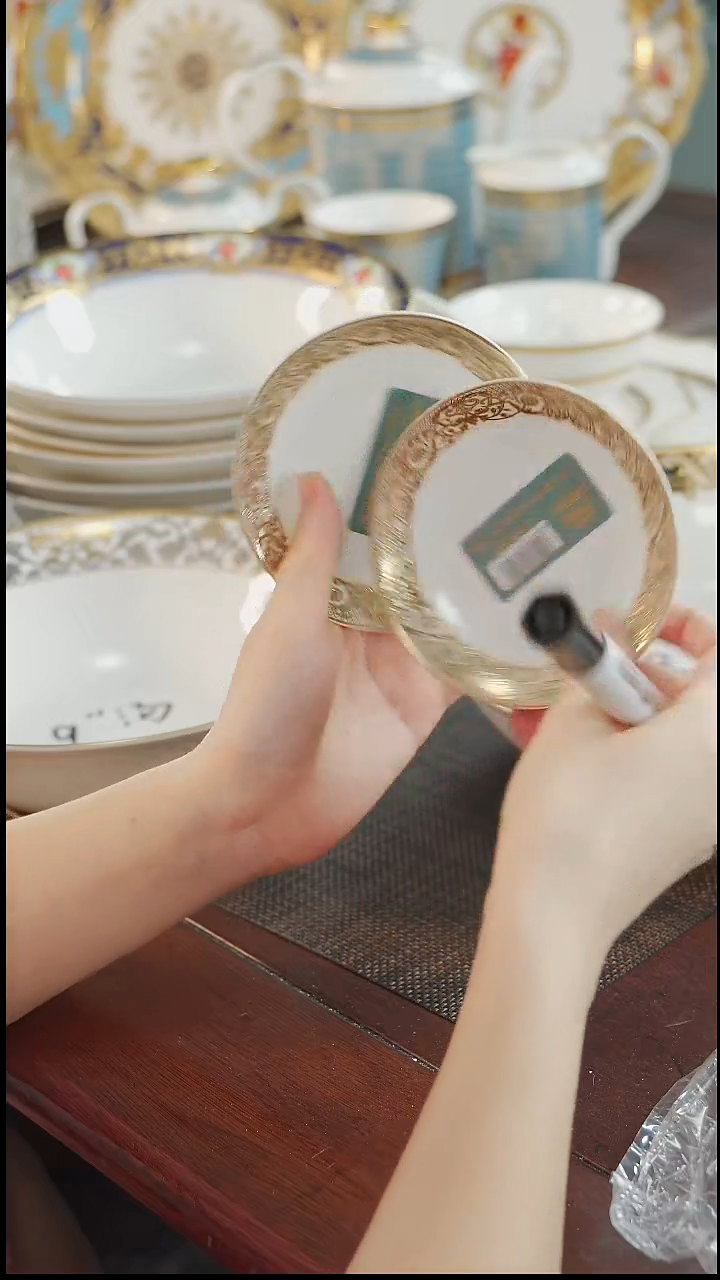 瓷片4英寸味碟 2个 