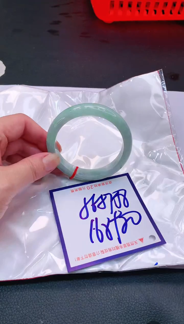 【闪购商品】翡翠手镯未镶嵌11111111