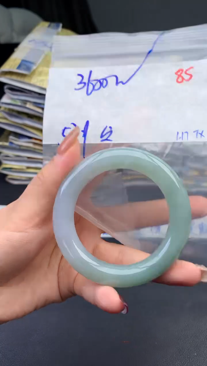 【闪购商品】定制翡翠未镶嵌毛货需精细抛光+85手镯1件+3600元