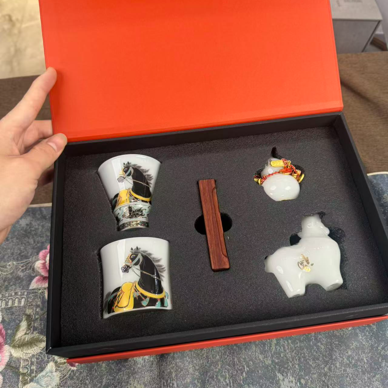 【大咖小魏上新】【白】【马年吉祥】【礼盒装】