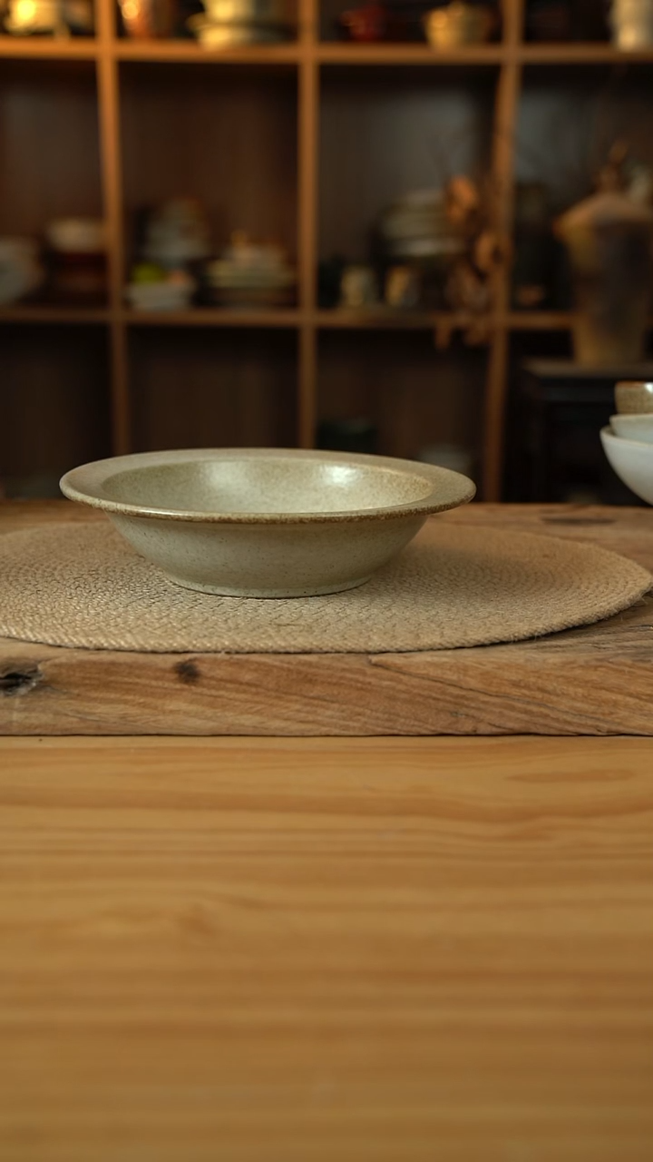 奶奶系列的9英寸宽边盘1个