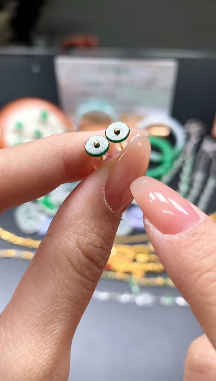 翡翠18K金镶嵌颈饰春日珠宝 翡翠耳饰|不退不换