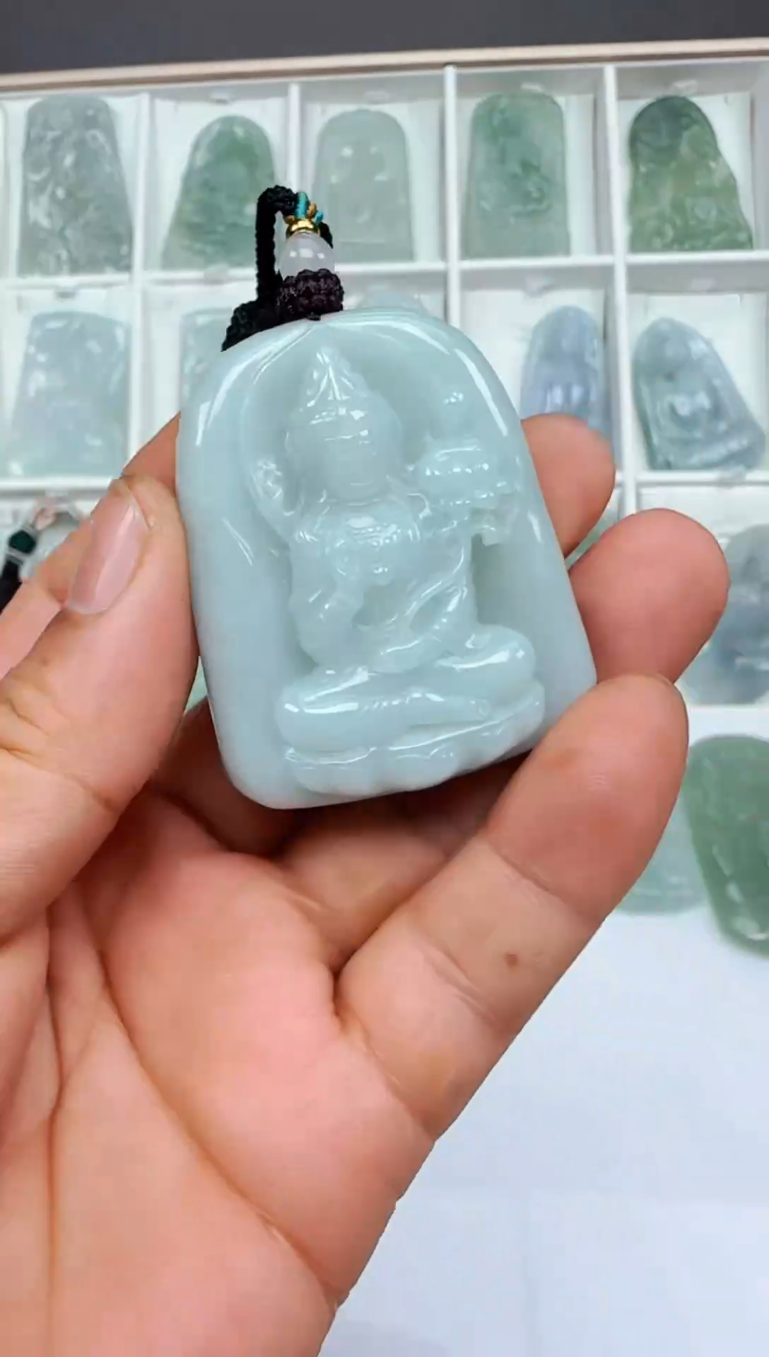 【闪购商品】翡翠颈饰未镶嵌天然A货翡翠