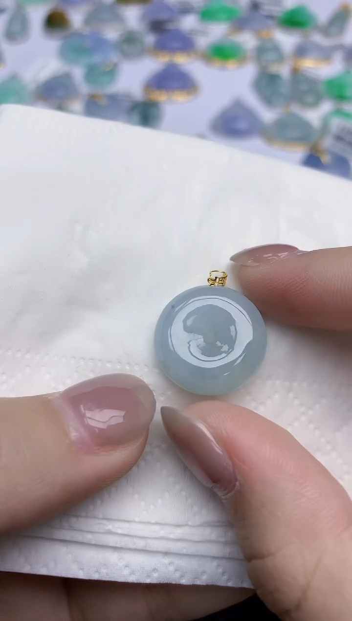 【闪购商品】翡翠颈饰18K金镶嵌天然翡翠A货