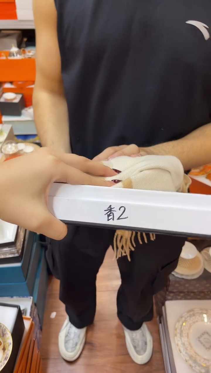 杯鸿辉家品牌瓷器，京东包邮！