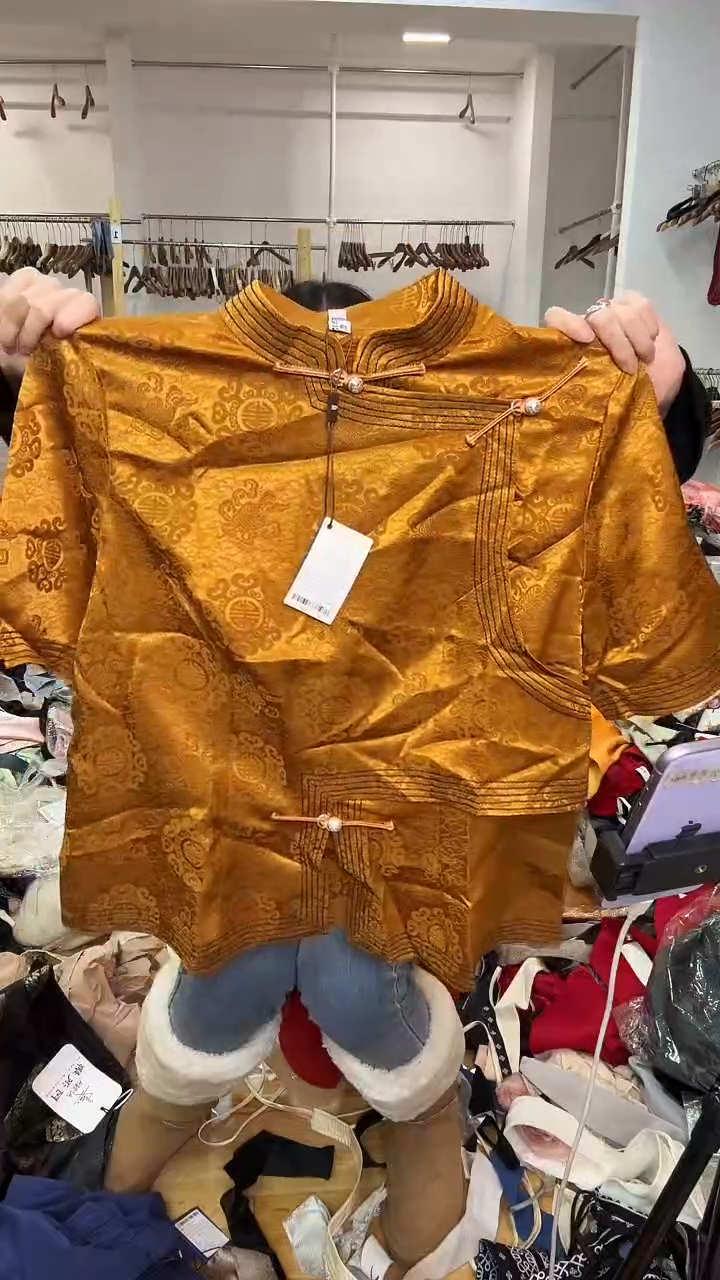 2XL码    125-135斤   半袖