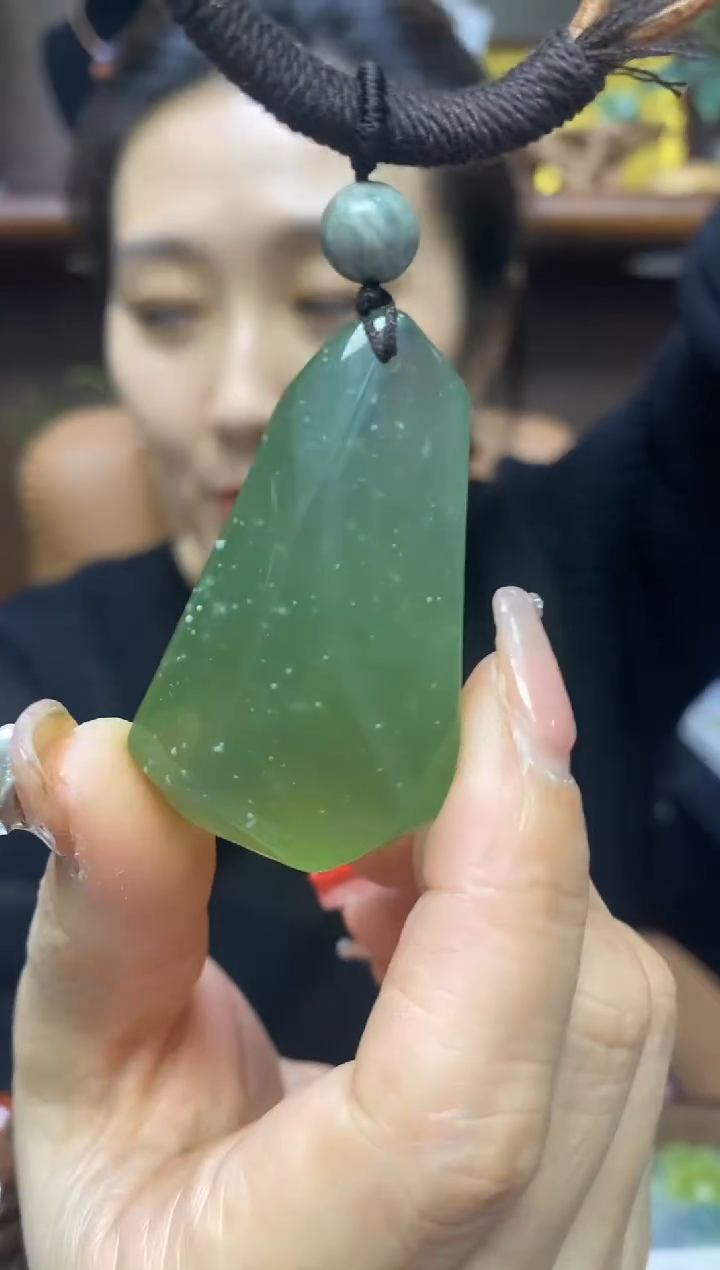 【闪购商品】岫玉吊坠未镶嵌·