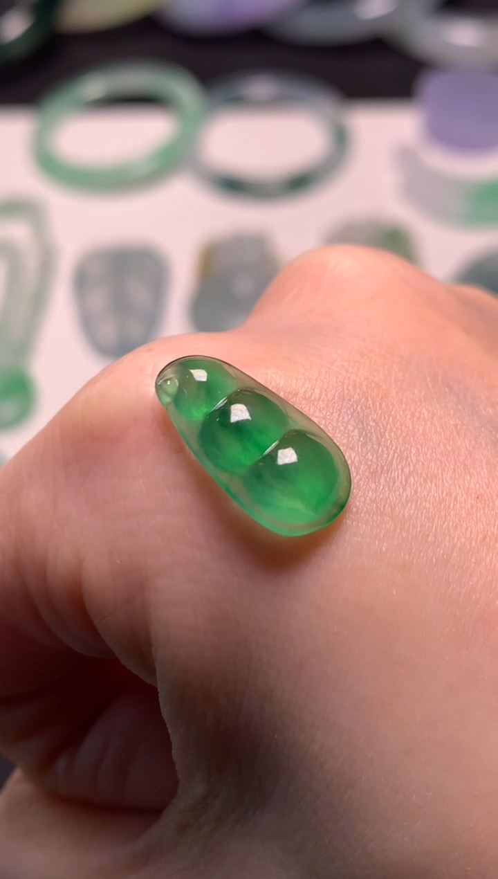 未镶嵌定制翡翠17.5*9.4*3.9