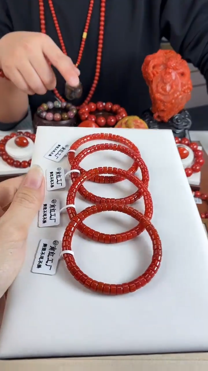 未镶嵌瓦西锦红精工直切手串6mm南红玛瑙（多样式发其一）