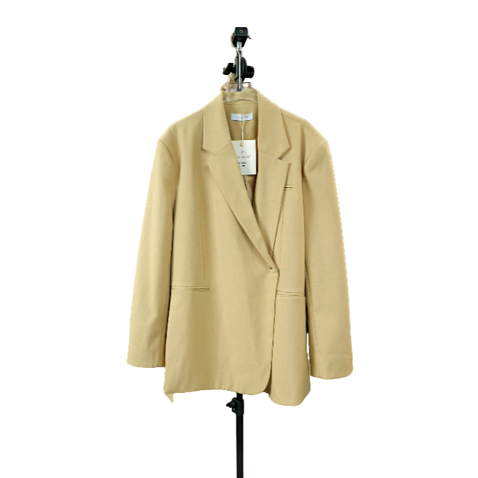 网红款轻奢气质短款外套