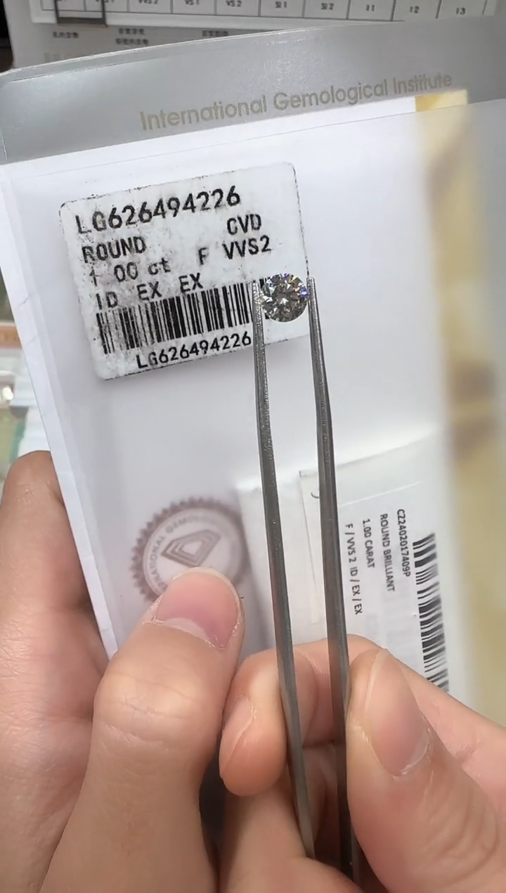 【闪购商品】实验室培育钻石未镶嵌@ 1.0ct 先鉴赏，再定制！