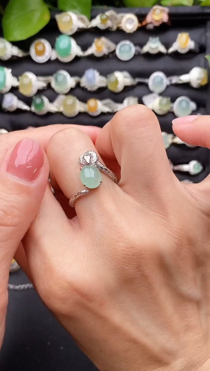 【闪购商品】翡翠戒指银S925镶嵌缅甸天然A货翡翠33  7-4