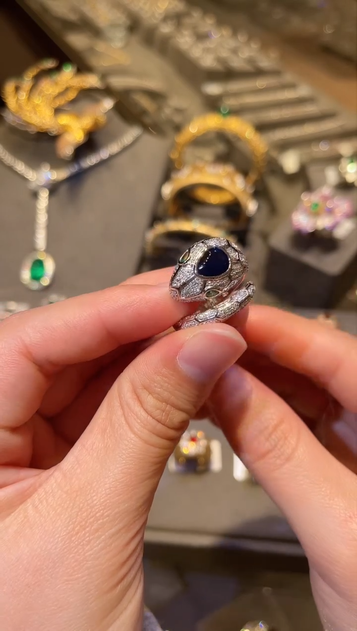 【闪购商品】蓝宝石戒指18K金镶嵌定向