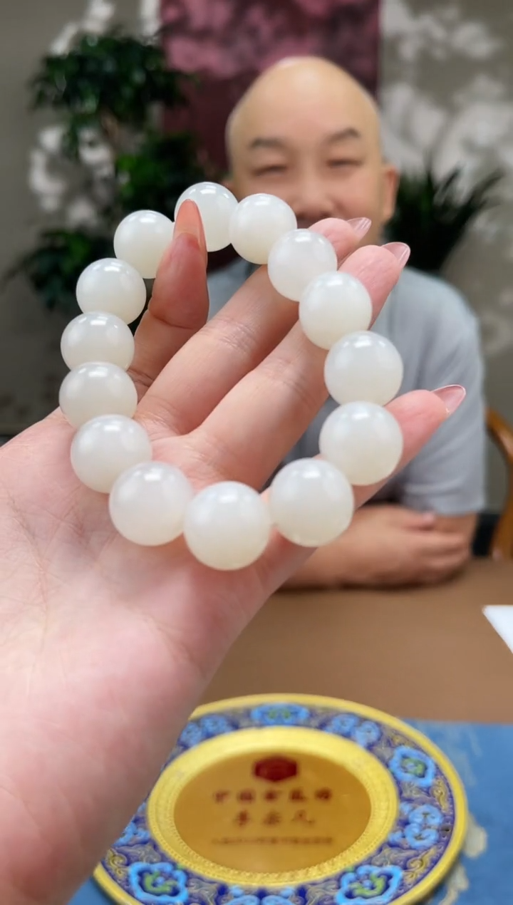 和田玉未镶嵌颈饰s399