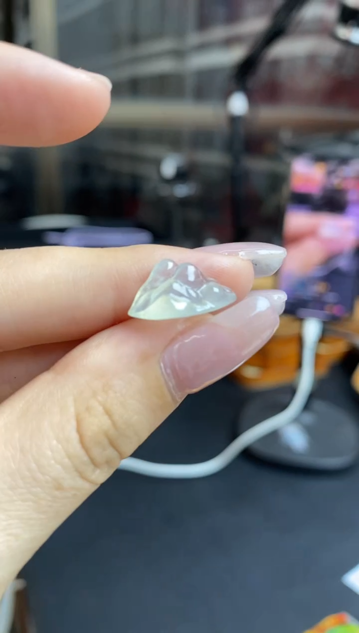 【闪购商品】定制翡翠未镶嵌翡翠毛货~